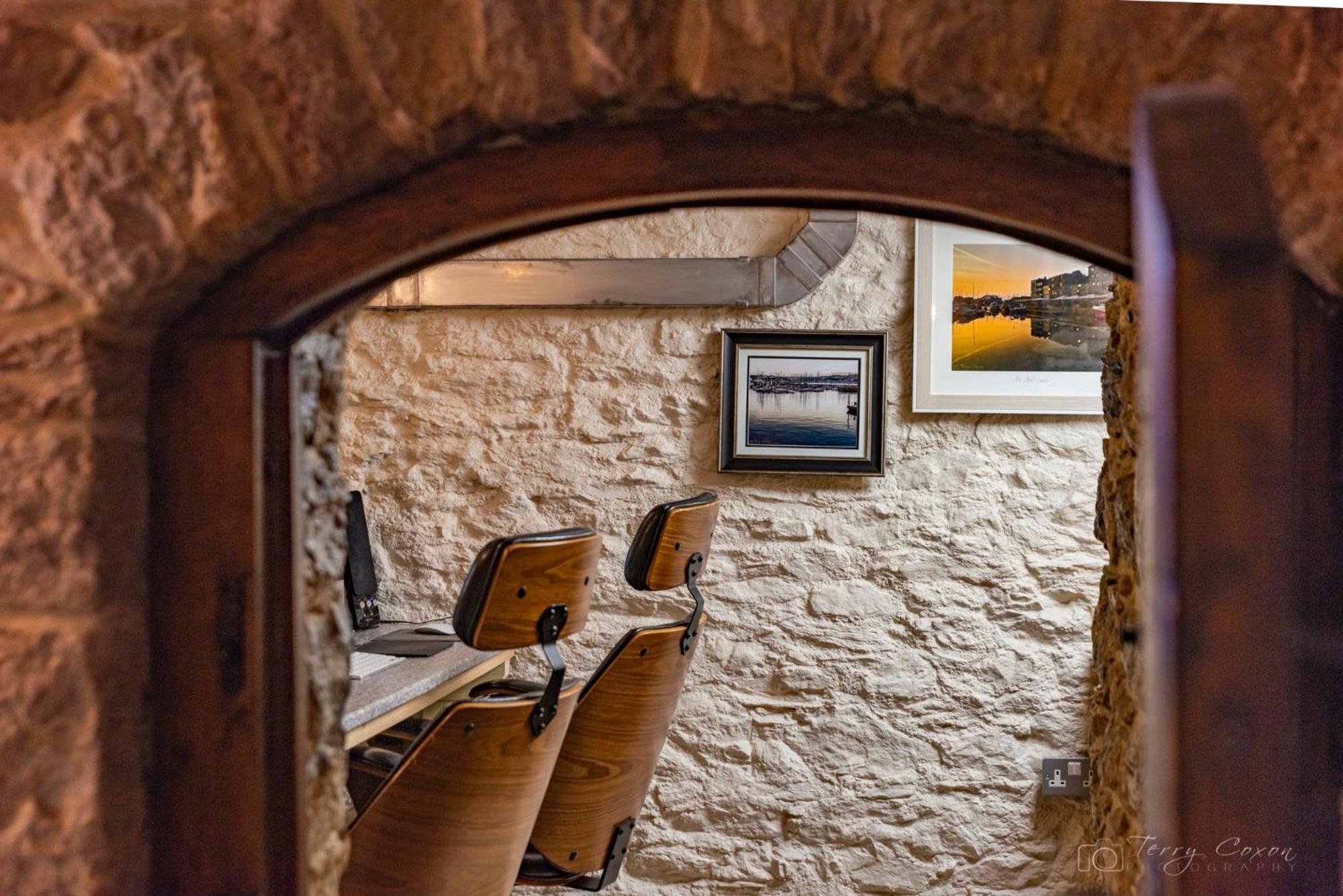 The Catacombs-barbican - Parking - 5 Guests Apartment